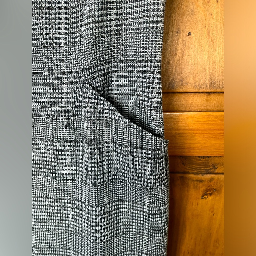 Max Studio Small glen plaid short sleeve dress - Picture 3 of 15